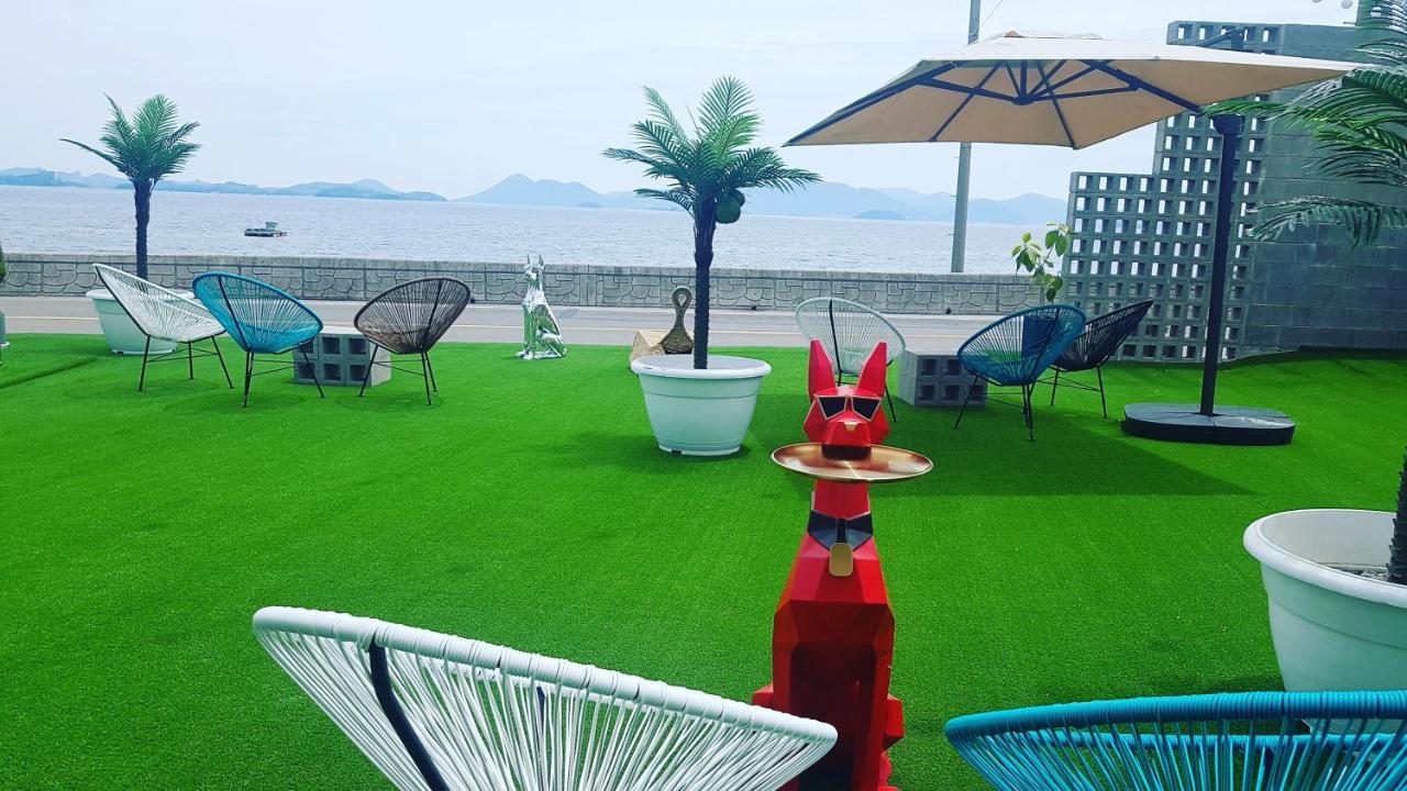 Gold Beach Resort Joszu Kültér fotó