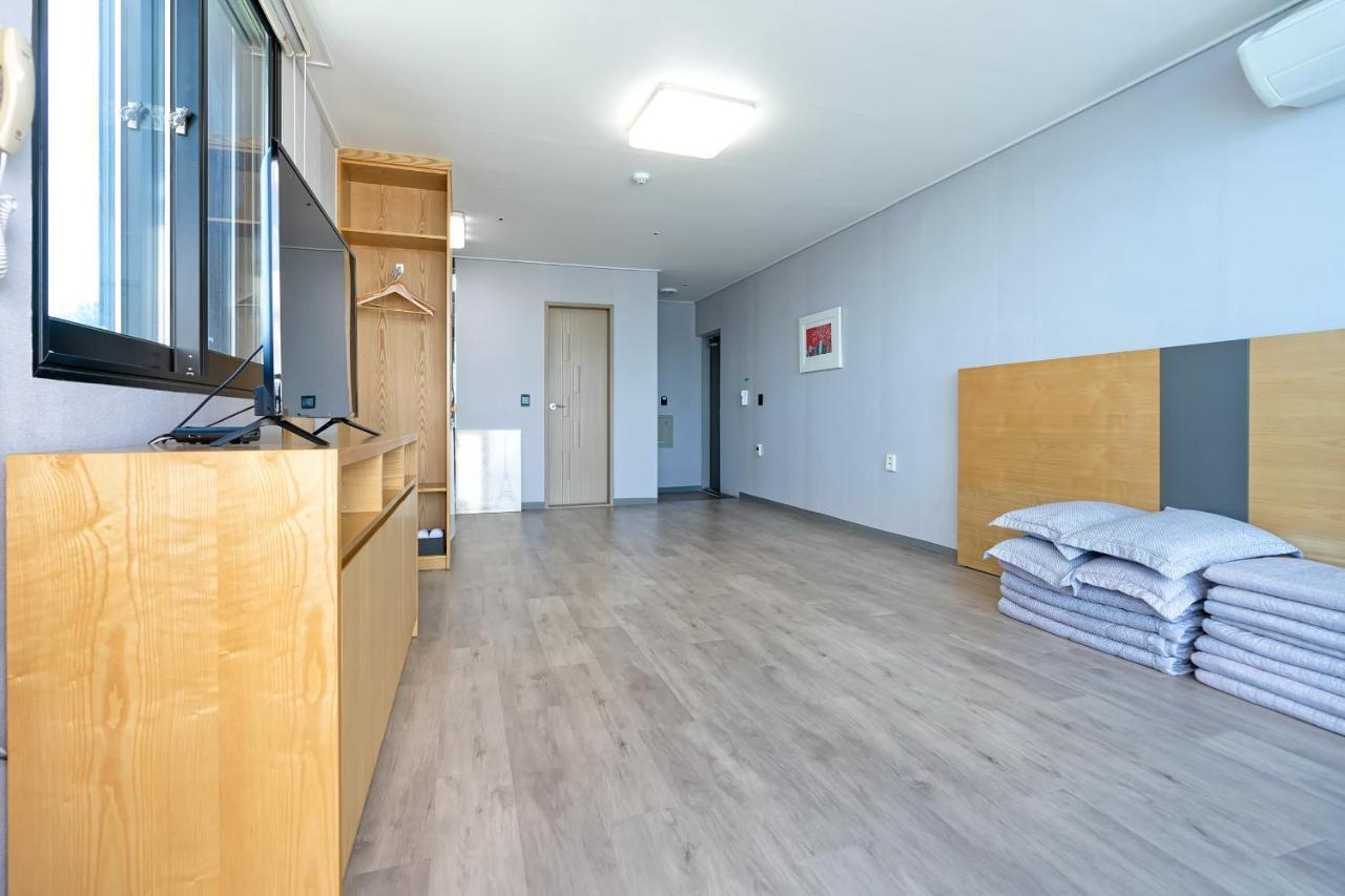Gold Beach Resort Joszu Kültér fotó