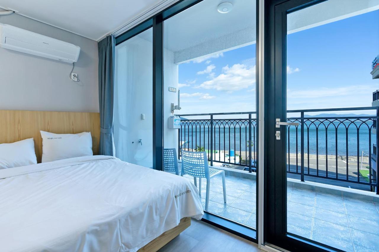 Gold Beach Resort Joszu Kültér fotó