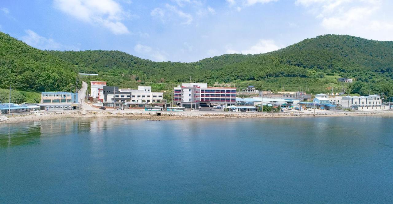 Gold Beach Resort Joszu Kültér fotó