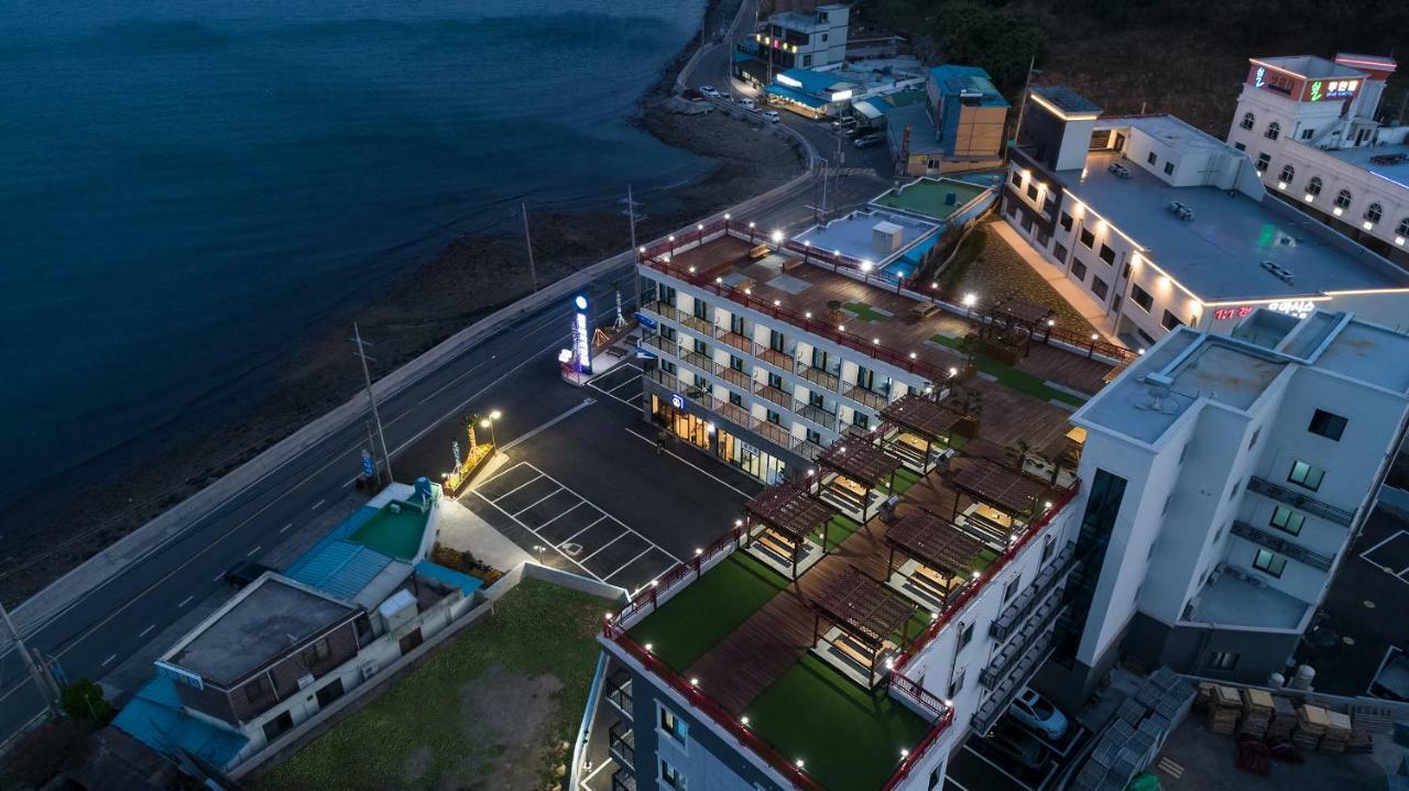 Gold Beach Resort Joszu Kültér fotó
